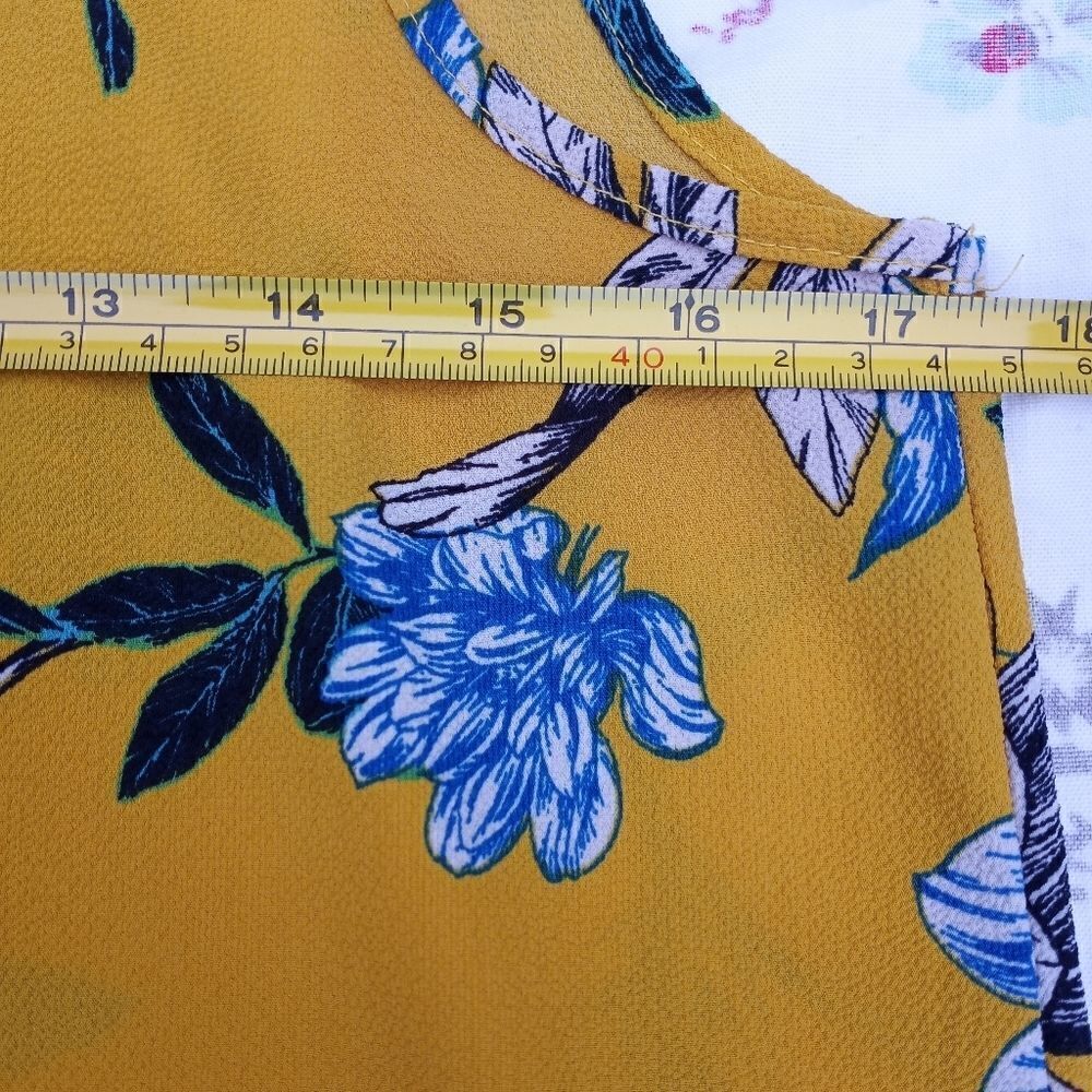 C&e Multicolored Sleeveless Floral Blouse SCondi - Picture 6 of 8